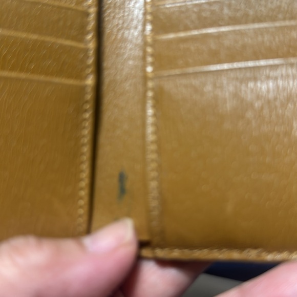 Gucci short Wallet-tan Color - Picture 7 of 9